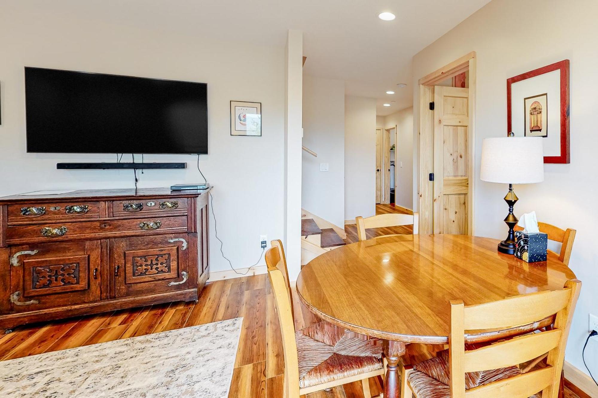 Rocky Top Jewel Cabin Park Settlement Bilik gambar